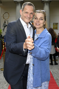 Theaterpremiere 'Monsieur Claude und seine Töchter - Teil 2' in Berlin
