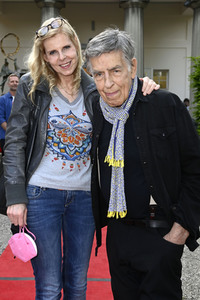 Theaterpremiere 'Monsieur Claude und seine Töchter - Teil 2' in Berlin
