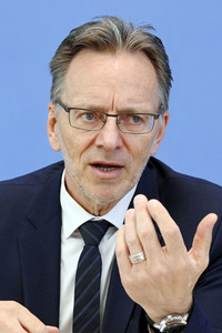Bundespressekonferenz Vorstellung des Jahresberichts Fallzahlen politisch motivierter Kriminalität in Berlin