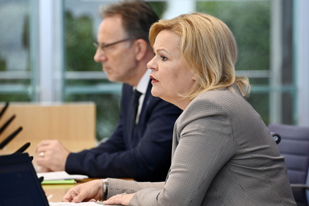 Bundespressekonferenz Vorstellung des Jahresberichts Fallzahlen politisch motivierter Kriminalität in Berlin