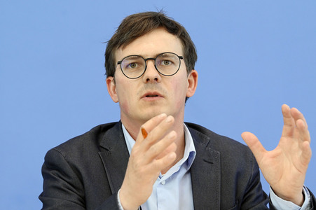 Bundespressekonferenz Jahresbilanz rechte Gewalt 2021 und Coronaleugner-Gewalt in Berlin