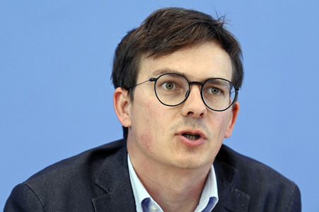 Bundespressekonferenz Jahresbilanz rechte Gewalt 2021 und Coronaleugner-Gewalt in Berlin