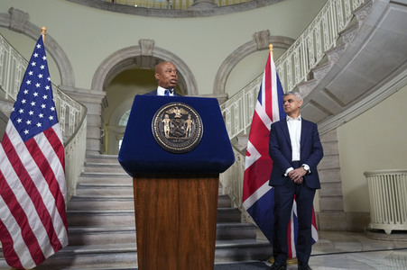 Sadiq Khan zu Gast im Rathaus von New York