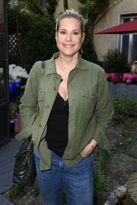 Opening von Survivors Home in Berlin