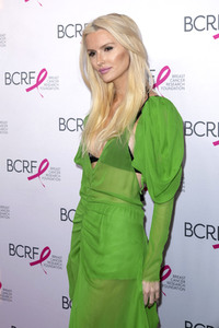 Chartiy-Event 'The Very Hot Pink Party' in New York