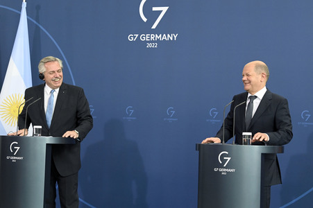 Pressekonferenz von Olaf Scholz und Alberto Ángel Fernández in Berlin