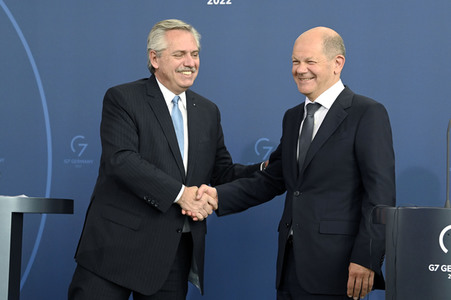 Pressekonferenz von Olaf Scholz und Alberto Ángel Fernández in Berlin