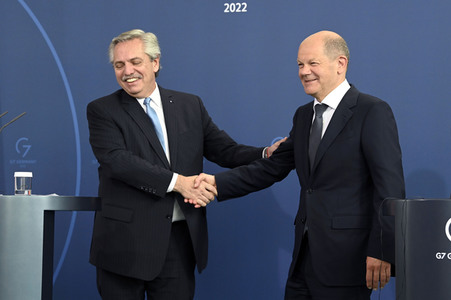 Pressekonferenz von Olaf Scholz und Alberto Ángel Fernández in Berlin