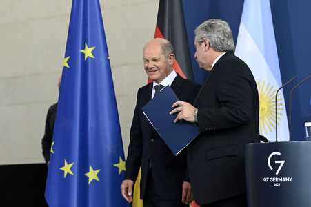 Pressekonferenz von Olaf Scholz und Alberto Ángel Fernández in Berlin