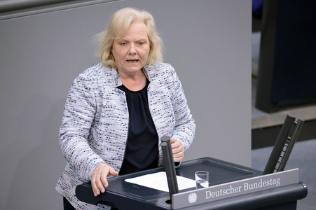 35. Sitzung des Deutschen Bundestages in Berlin