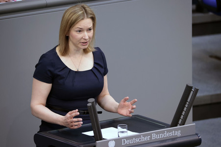 35. Sitzung des Deutschen Bundestages in Berlin