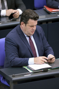 35. Sitzung des Deutschen Bundestages in Berlin