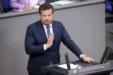 35. Sitzung des Deutschen Bundestages in Berlin