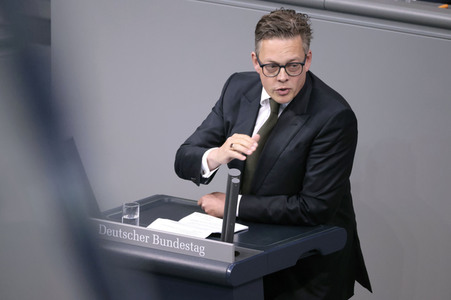 35. Sitzung des Deutschen Bundestages in Berlin