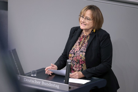 35. Sitzung des Deutschen Bundestages in Berlin