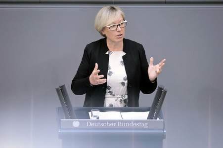 35. Sitzung des Deutschen Bundestages in Berlin