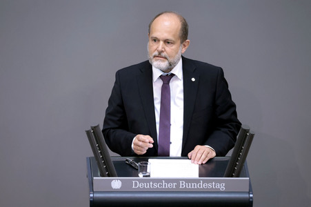 35. Sitzung des Deutschen Bundestages in Berlin