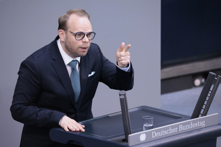 35. Sitzung des Deutschen Bundestages in Berlin