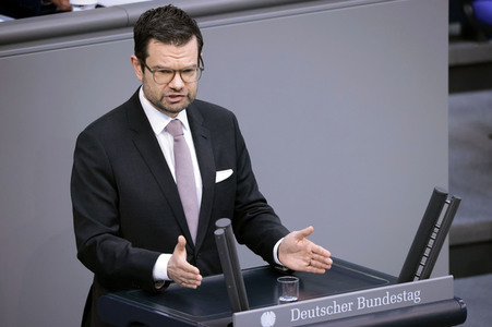 35. Sitzung des Deutschen Bundestages in Berlin