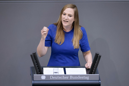 35. Sitzung des Deutschen Bundestages in Berlin
