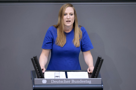 35. Sitzung des Deutschen Bundestages in Berlin