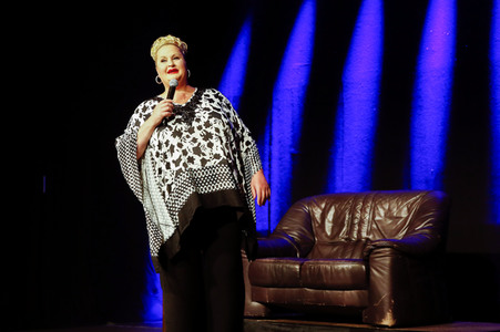 Auftriit von Daphne de Luxe in Köln