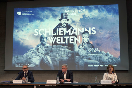 Pressetermin zur Ausstellung 'Schliemanns Welten. Sein Leben. Seine Entdeckungen. Sein Mythos' in Berlin
