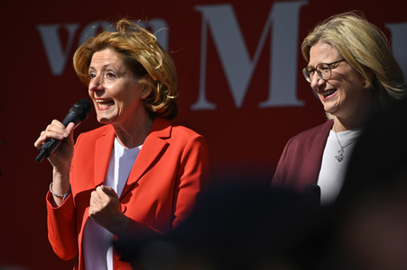 Abschlusskundgebung der SPD zur NRW-Wahl in Köln