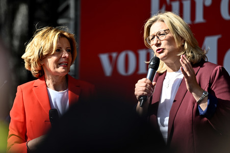 Abschlusskundgebung der SPD zur NRW-Wahl in Köln
