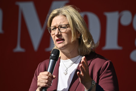 Abschlusskundgebung der SPD zur NRW-Wahl in Köln