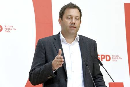 SPD Pressekonferenz zur Landtagswahl in Nordrhein-Westfalen in Berlin
