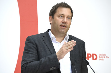 SPD Pressekonferenz zur Landtagswahl in Nordrhein-Westfalen in Berlin