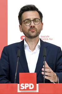 SPD Pressekonferenz zur Landtagswahl in Nordrhein-Westfalen in Berlin