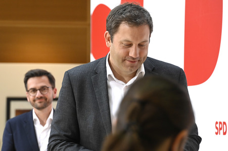 SPD Pressekonferenz zur Landtagswahl in Nordrhein-Westfalen in Berlin