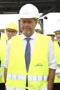 Robert Habeck in Leuna
