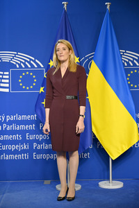 Fototermin mit Maia Sandu und Roberta Metsola im EU-Parlament in Brüssel