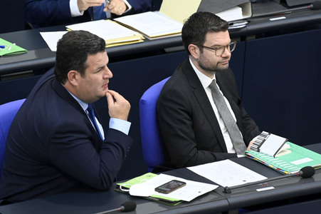 37. Sitzung des Deutschen Bundestages in Berlin