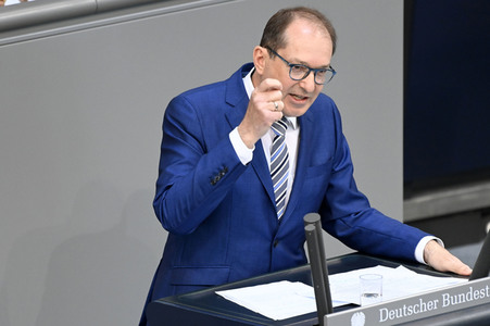 37. Sitzung des Deutschen Bundestages in Berlin