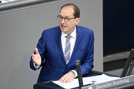 37. Sitzung des Deutschen Bundestages in Berlin