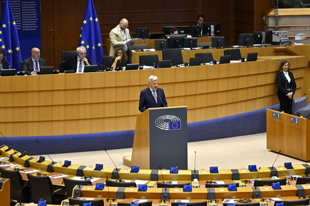 Plenartagung zur Bekämpfung der Straflosigkeit bei Kriegsverbrechen in der Ukraine im EU-Parlament in Brüssel