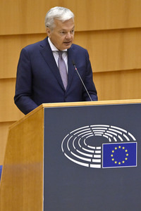 Plenartagung zur Bekämpfung der Straflosigkeit bei Kriegsverbrechen in der Ukraine im EU-Parlament in Brüssel