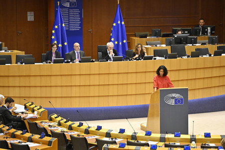 Plenartagung zur Bekämpfung der Straflosigkeit bei Kriegsverbrechen in der Ukraine im EU-Parlament in Brüssel