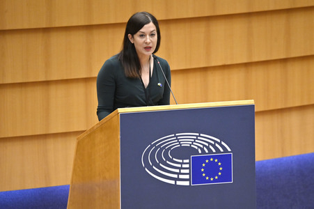 Plenartagung zur Bekämpfung der Straflosigkeit bei Kriegsverbrechen in der Ukraine im EU-Parlament in Brüssel