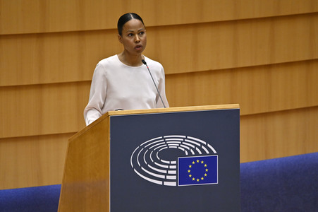 Plenartagung zur Bekämpfung der Straflosigkeit bei Kriegsverbrechen in der Ukraine im EU-Parlament in Brüssel