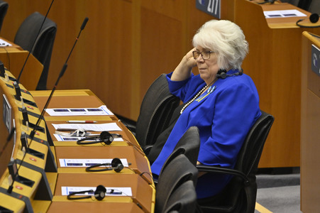 Plenartagung zur Bekämpfung der Straflosigkeit bei Kriegsverbrechen in der Ukraine im EU-Parlament in Brüssel