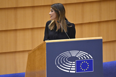 Plenartagung zur Bekämpfung der Straflosigkeit bei Kriegsverbrechen in der Ukraine im EU-Parlament in Brüssel