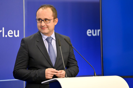 Pressekonferenz zur Trilog-Vereinbarung zur Gasspeicherung im EU-Parlament in Brüssel
