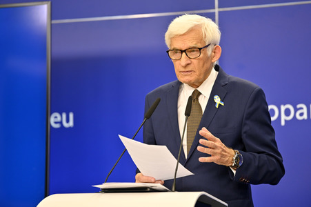 Pressekonferenz zur Trilog-Vereinbarung zur Gasspeicherung im EU-Parlament in Brüssel