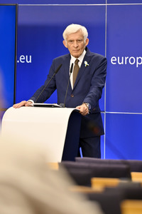 Pressekonferenz zur Trilog-Vereinbarung zur Gasspeicherung im EU-Parlament in Brüssel