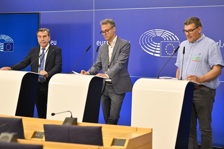 Pressekonferenz zu Volley4EU EU-Parlament in Brüssel